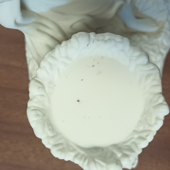 PartyLite P7298 Ariana's Garden Fairy Statue Tea Light Candle Holder Figurine - Picture 5 of 9